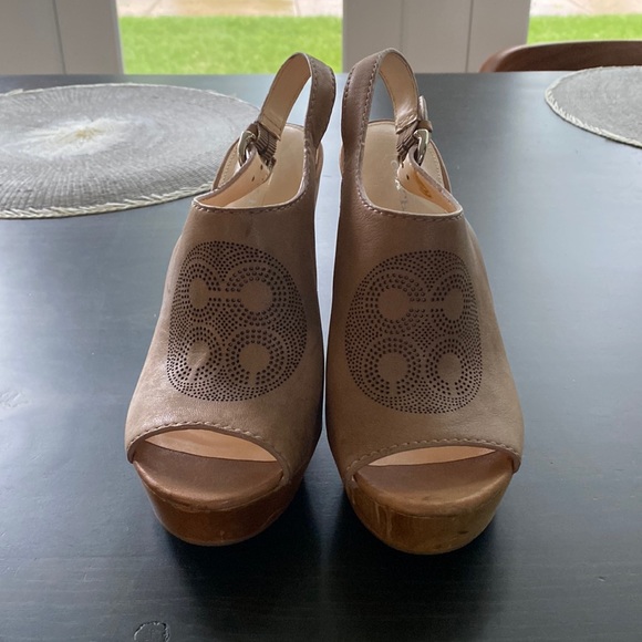 Coach Heels - Picture 1 of 5